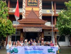 Mahasiswa Inggris Lakukan Kunjungan Wisata dan Edukasi, Melihat Langsung Pengelolaan Cokelat Mojopahit Mojokerto