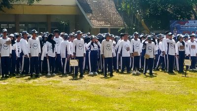 Penutupan MPLS SMKN 1 Jember Tahun Pelajaran 2025/2026 Berjalan Lancar dan Sukses