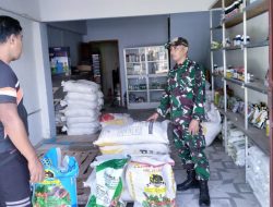 Babinsa Kodim Ponorogo Pantau Kios Pupuk Bersubsidi untuk Petani