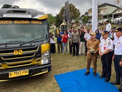 Bupati Gus Barra Resmikan Layanan Angkutan Umum Rute Terminal Kertajaya – Mojosari  – Trawas
