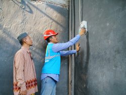 Merdeka Listrik!, PLN UP3 Sidoarjo Realisasikan Penyalaan Perdana Mushola Lewat Donasi Pegawai