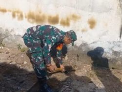 Warga Buat Rumah, Babinsa Kodim Ponorogo Bantu Gali Pondasi