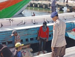 Jaga Keamanan di Pelabuhan, Polres Bima Kota Perkuat Patroli Perairan