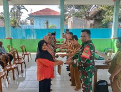 Pemdes Labuhan Ratu Pasar Salurkan BLT-DD Tahap Kedua