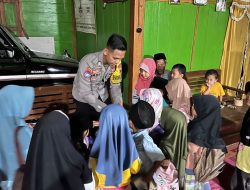 Polri Peduli, Bhabinkamtibmas Polsek Kradenan Beri Al-Qur’an dan Pesan Kamtibmas ke Tempat Mengaji