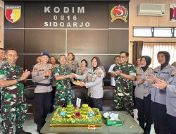 Solidkan Sinergitas, Polresta Sidoarjo Berikan Kejutan Kodim 0816 Sidoarjo di HUT TNI ke-80