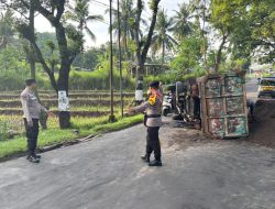 Polri Gerak Cepat Tangani Truk Bermuatan Pasir Terguling di Jalur Ngadirojo–Nguntoronadi