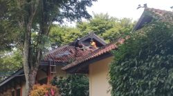 Pekerja Rehab SMAN 1 Purwantoro Wonogiri Abaikan APD,Tim PJW Soroti Pengawasan Lemah di Proyek Sekolah Bernilai Rp1,4 Miliar