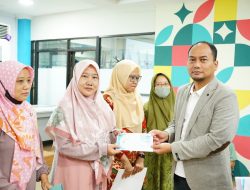 Peringatan Hari Pahlawan PLN UP3 Sidoarjo Berbagi Semangat dan Kebahagiaan Bersama Guru Ngaji