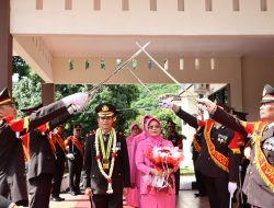 Polres Wonogiri Gelar Wisuda Purna Bakti, 22 Personel Akhiri Masa Dinas dengan Terhormat