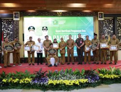 Bupati Sidoarjo Apresiasi 10 Desa Berpredikat Sangat Memadai dalam Tata Kelola Keuangan Tahun 2024