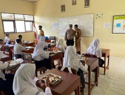 Polsek Eromoko Kawal Distribusi 3.659 Paket Makan Bergizi Gratis dari SPPG Polres Wonogiri ke Sekolah-Sekolah