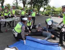 Polres Wonogiri Gelar Simulasi Penanganan Banjir dan Laka Lantas, Ratusan Personel Gabungan Diterjunkan