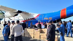 2,5 Ton Logistik dan RON Bantuan Mabes Polri untuk Aceh Tiba di Bandara SIM