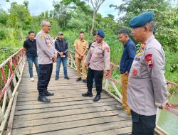 Danyon C Brimob Polda Jateng Tinjau Jembatan Dungtemu di Pracimantoro, Siap Dukung Perbaikan Bersama Polres Wonogiri