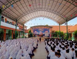 Polsek Krian Sosialisasikan Tertib Lalu Lintas Sejak Dini di SMPN 3 Krian