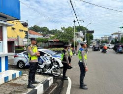 Polres Wonogiri Urai Arus Lalu Lintas, Ops Lilin Candi 2025 Berjalan Aman dan Lancar