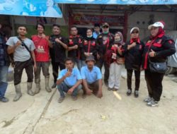 Adi Warman Lubis Pimpin Langsung Aksi Kemanusiaan, DPP TKN Kompas Nusantara Salurkan Ratusan Paket Bantuan ke Kuala Simpang