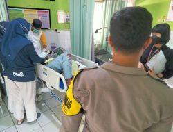 Seruduk Dump Truck di Simpang Empat Purwantoro, Pengendara Motor Luka Serius