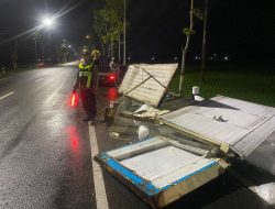 Satlantas Polres Wonogiri Tangani Kecelakaan Tunggal Mobil Grand Max di Selogiri, Diduga Akibat Ban Pecah