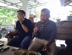 Gelar Audensi di Balai Desa, Warga Ketandan Madiun Diduga Dipukul Suami Kades