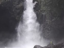 Destinasi Wisata Air Terjun Telunjuk Raung di Banyuwangi