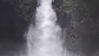 Destinasi Wisata Air Terjun Telunjuk Raung di Banyuwangi