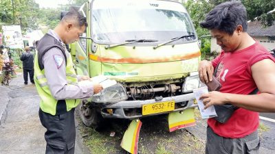 Truk Oleng Saat Hujan, Kecelakaan Maut Terjadi di Jatisrono Wonogiri