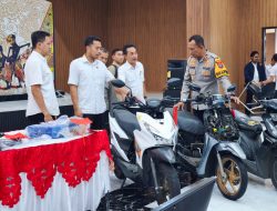 Bawa Kabur Motor Korban dengan Modus Minta Tolong, Tiga Pelaku Diamankan Polisi