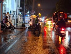 Polres Wonogiri Amankan Sholat Tarawih di Sejumlah Masjid, Pastikan Ibadah Berjalan Khusyuk dan Aman