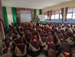 Police Goes to School di Bulukerto, Polisi Edukasi Pelajar Cegah Bullying dan Kenakalan Remaja