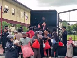 Hadirkan Kehangatan Ramadhan di Jalanan, Brimob Surakarta Bagikan 1.000 Takjil untuk Warga