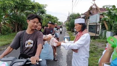 YPP Al Kholiqi Sidoarjo Bagikan 500 Paket Takjil di Hari ke-18 Ramadhan, Wujud Kepedulian Sosial kepada Masyarakat