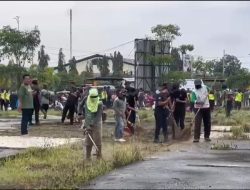 Brimob Polda Jateng Bersama Warga Gelar Korvey Serentak Bersihkan Pantai, Permukiman hingga Ruang Publik