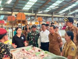 Pastikan Stok Pangan Aman Menjelang Nyepi dan Idul Fitri, Bupati Satria Turun ke Pasar Galiran