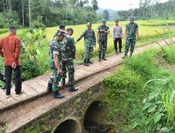 Dandim Ponorogo Dampingi Danrem 081/Dsj Tinjau Sasaran Pembangunan Jembatan Perintis Garuda dan Jembatan Armco