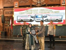 Dandim Ponorogo Hadiri Penyerahan 29 Truk Operasional KDKMP