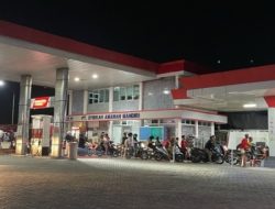 Antrean Panjang di Sejumlah SPBU, Adanya Isu Kenaikan BBM