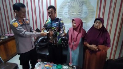 Polsek Abung Barat Kembalikan Barang Korban Pemalakan di Simpang Way Kunang