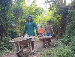 Pembangunan Jembatan Perintis Garuda di Jambon Dikebut, Sulitnya Akses Jalan tak Jadi Halangan