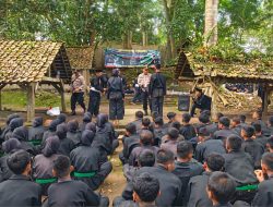 Polri Kawal Ketat Longmarch PSHT di Purwantoro, 187 Peserta Ikuti Kenaikan Sabuk Putih