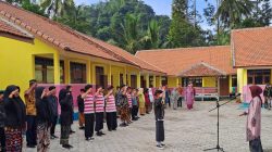 SMPN 3 Kalisat Jember Memperingati Hari Kartini 21 April 2026