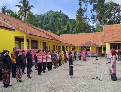 SMPN 3 Kalisat Jember Memperingati Hari Kartini 21 April 2026