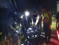 Pick-Up Tabrak Motor saat Mendahului Kendaraan Lain di Purwantoro Wonogiri, Satu Orang Luka Berat