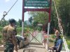 TNI dan Rakyat Gotong Royong Sukseskan Pembangunan Jembatan Perintis Garuda Tahap III di Ponorogo
