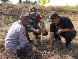 Pembinaan Lingkungan Hidup, Kodim Bojonegoro Tanam Ribuan Pohon Kayu Putih dan Balsa