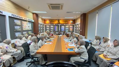 Semarak Hari Bhayangkara ke-80, ASN Polresta Sidoarjo Adu Gagasan dalam Lomba Karya Ilmiah