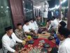 Kebersamaan di Tengah Duka, Camat Pangarengan dan Anggota DPRD Sampang Hadiri Tahlil 7 Hari