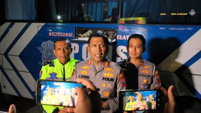 Layanan SIM Polresta Sidoarjo, Sapa Masyarakat di Malam Hari
