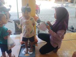 Pemdes Banjarsari Madiun Laksanakan Kegiatan Rutin Bulanan Posyandu Balita